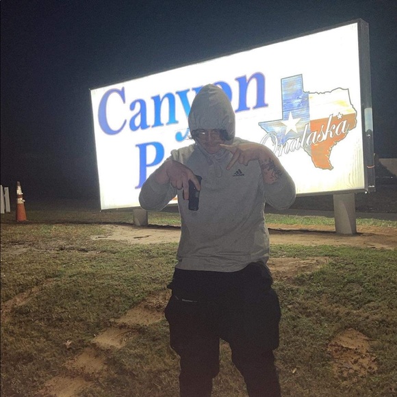 Meet your Posher, Mason - Picture 1 of 1